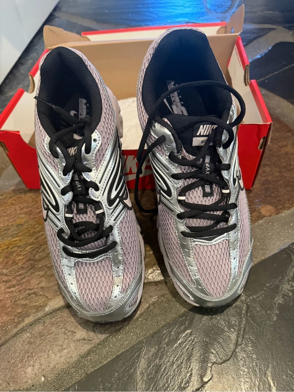 Nike lavender silver mesh moto 2K
